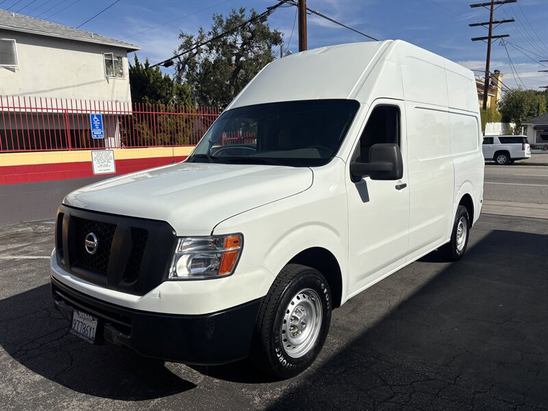 2016 Nissan NV 2500 HD SV  