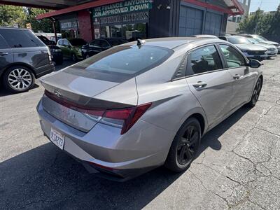 2021 Hyundai ELANTRA SEL - Photo 5 - North Hollywood, CA 91601