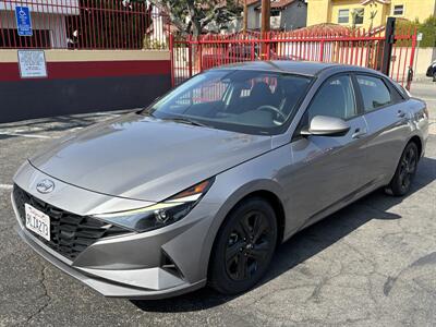 2021 Hyundai ELANTRA SEL Sedan