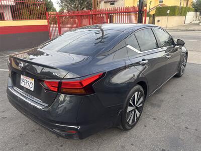 2022 Nissan Altima 2.5 SV   - Photo 7 - North Hollywood, CA 91601