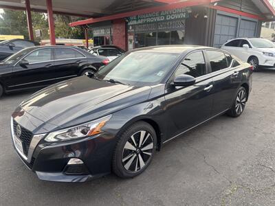 2022 Nissan Altima 2.5 SV   - Photo 1 - North Hollywood, CA 91601