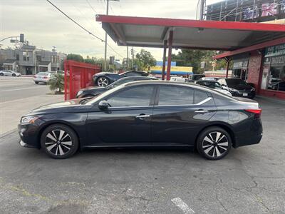 2022 Nissan Altima 2.5 SV   - Photo 4 - North Hollywood, CA 91601