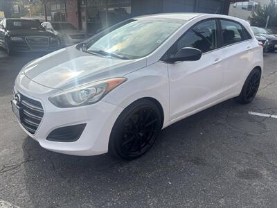 2017 Hyundai ELANTRA GT - Photo 8 - North Hollywood, CA 91601