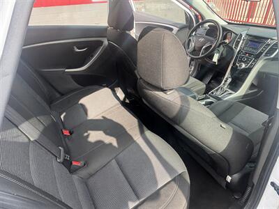 2017 Hyundai ELANTRA GT - Photo 21 - North Hollywood, CA 91601