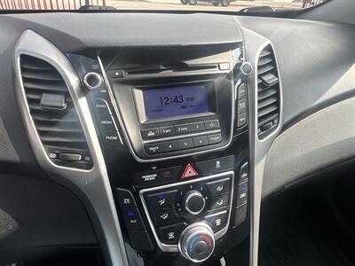 2017 Hyundai ELANTRA GT - Photo 25 - North Hollywood, CA 91601