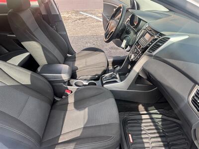 2017 Hyundai ELANTRA GT - Photo 19 - North Hollywood, CA 91601