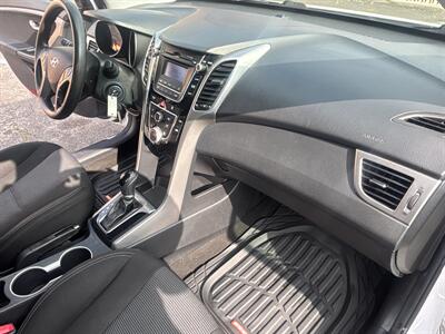 2017 Hyundai ELANTRA GT - Photo 24 - North Hollywood, CA 91601