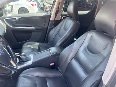 2016 Volvo XC60 T5 Drive-E Platinum   - Photo 29 - North Hollywood, CA 91601