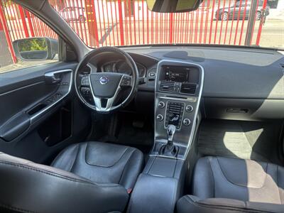 2016 Volvo XC60 T5 Drive-E Platinum   - Photo 17 - North Hollywood, CA 91601