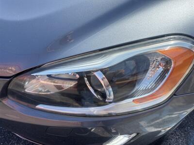2016 Volvo XC60 T5 Drive-E Platinum   - Photo 10 - North Hollywood, CA 91601