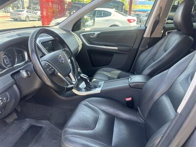 2016 Volvo XC60 T5 Drive-E Platinum   - Photo 25 - North Hollywood, CA 91601