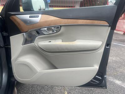 2016 Volvo XC60 T5 Drive-E Platinum - Photo 44 - North Hollywood, CA 91601