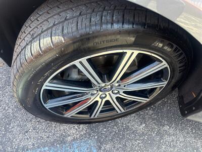 2016 Volvo XC60 T5 Drive-E Platinum   - Photo 31 - North Hollywood, CA 91601