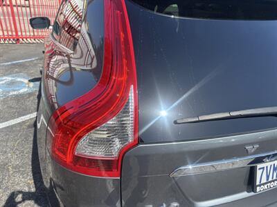 2016 Volvo XC60 T5 Drive-E Platinum   - Photo 20 - North Hollywood, CA 91601