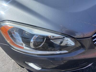 2016 Volvo XC60 T5 Drive-E Platinum   - Photo 9 - North Hollywood, CA 91601