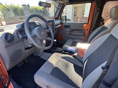 2010 Jeep Wrangler Rubicon   - Photo 14 - North Hollywood, CA 91601