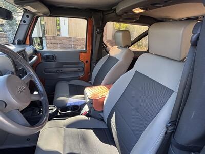 2010 Jeep Wrangler Rubicon   - Photo 15 - North Hollywood, CA 91601