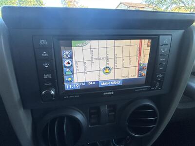 2010 Jeep Wrangler Rubicon   - Photo 19 - North Hollywood, CA 91601