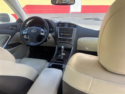 2013 Lexus IS   - Photo 13 - North Hollywood, CA 91601