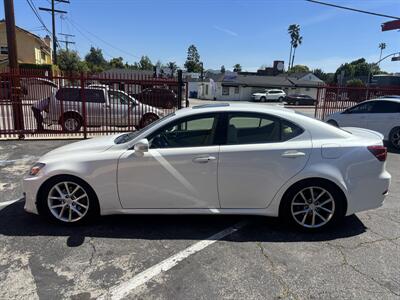 2013 Lexus IS   - Photo 2 - North Hollywood, CA 91601