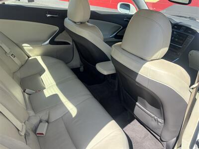 2013 Lexus IS   - Photo 14 - North Hollywood, CA 91601