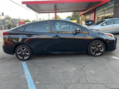 2020 Toyota Prius XLE   - Photo 6 - North Hollywood, CA 91601