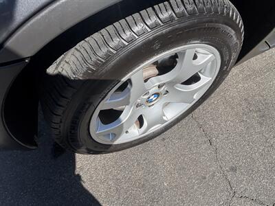 2003 BMW X5 4.4i - Photo 9 - North Hollywood, CA 91601