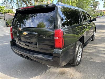 2017 Chevrolet Suburban LT - Photo 2 - North Hollywood, CA 91601