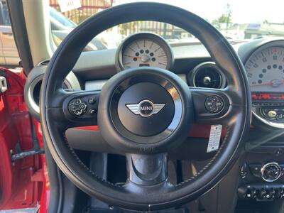 2011 MINI Cooper   - Photo 28 - North Hollywood, CA 91601