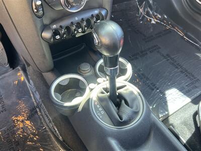 2011 MINI Cooper   - Photo 37 - North Hollywood, CA 91601