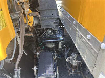 2013 ISUZU NPR HD - Photo 12 - North Hollywood, CA 91601