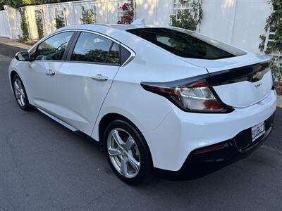 2017 Chevrolet Volt LT - Photo 2 - North Hollywood, CA 91601