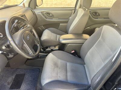 2004 Ford Escape XLS   - Photo 9 - North Hollywood, CA 91601