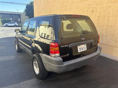 2004 Ford Escape XLS   - Photo 4 - North Hollywood, CA 91601