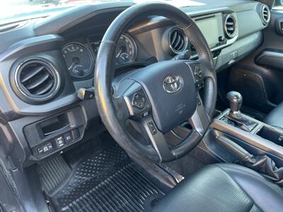 2019 Toyota Tacoma SR5 V6   - Photo 24 - North Hollywood, CA 91601