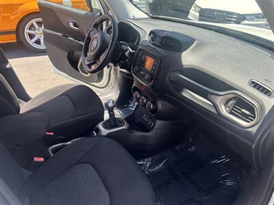 2016 Jeep Renegade Latitude   - Photo 18 - North Hollywood, CA 91601