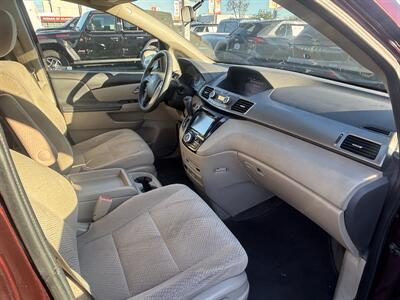 2017 Honda Odyssey SE   - Photo 4 - North Hollywood, CA 91601