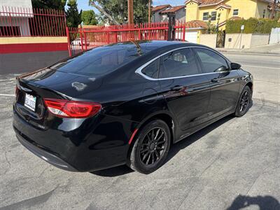 2015 Chrysler 200 LX - Photo 11 - North Hollywood, CA 91601