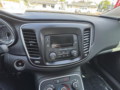 2015 Chrysler 200 LX - Photo 22 - North Hollywood, CA 91601