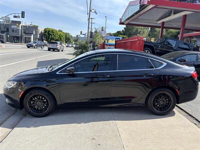 2015 Chrysler 200 LX - Photo 5 - North Hollywood, CA 91601