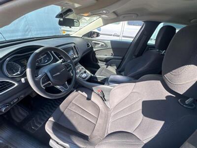 2015 Chrysler 200 LX - Photo 6 - North Hollywood, CA 91601