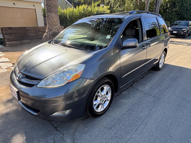 2006 Toyota Sienna XLE