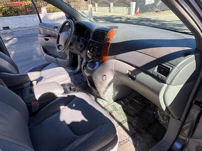 2006 Toyota Sienna XLE 7 Passenger   - Photo 16 - North Hollywood, CA 91601