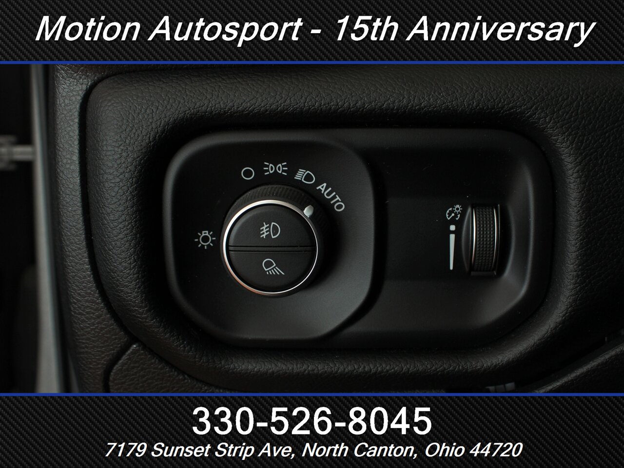 2020 RAM 1500 Sport Panoramic Roof Navigation 4X4 - Photo 16 - North Canton, OH 44720