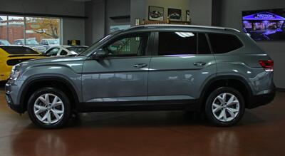 2018 Volkswagen Atlas V6 SE 4Motion  AWD - Photo 5 - North Canton, OH 44720