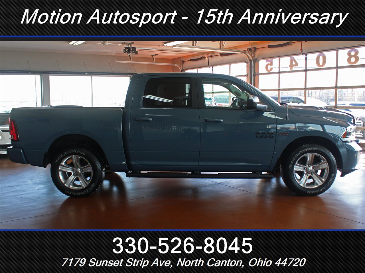 2015 RAM 1500 Sport  Moon Roof Navigation 4X4 - Photo 12 - North Canton, OH 44720
