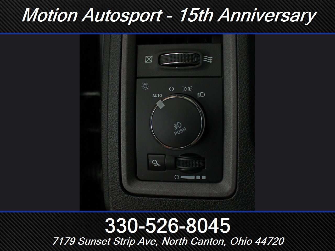 2019 RAM 1500 Classic Express 4X4 - Photo 12 - North Canton, OH 44720