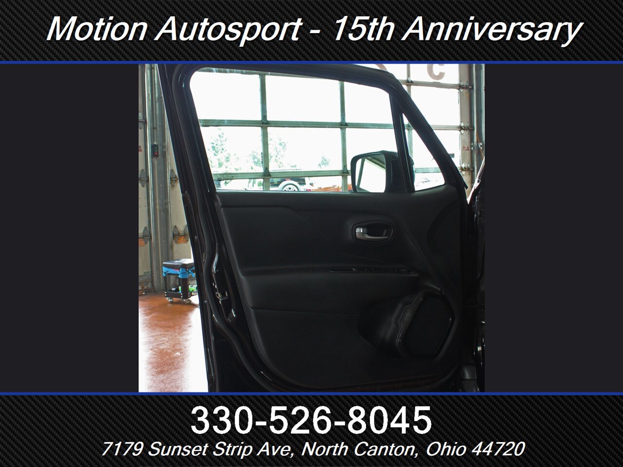 2017 Jeep Renegade Altitude  Moon Roof 4X4 - Photo 10 - North Canton, OH 44720