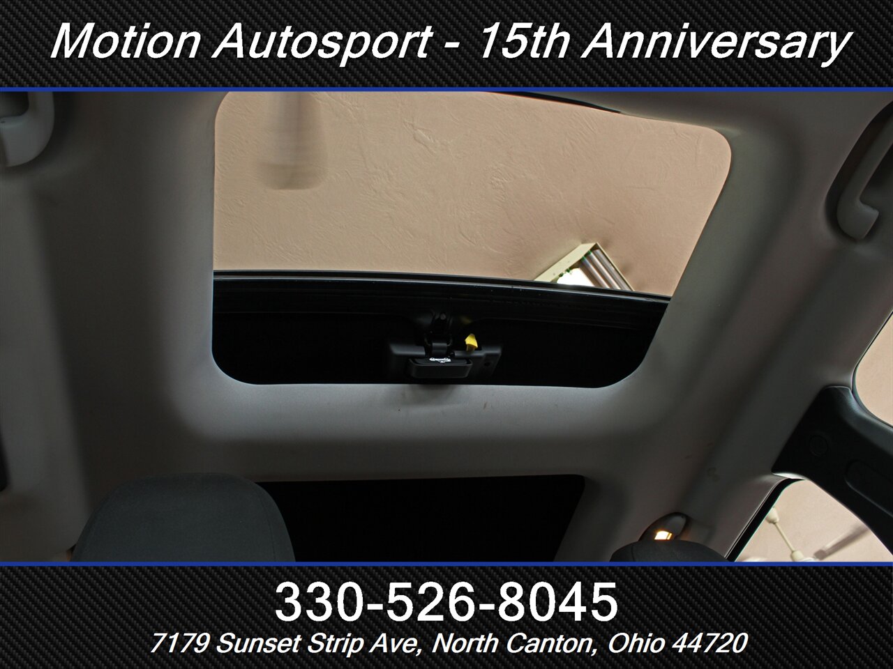 2017 Jeep Renegade Altitude  Moon Roof 4X4 - Photo 26 - North Canton, OH 44720