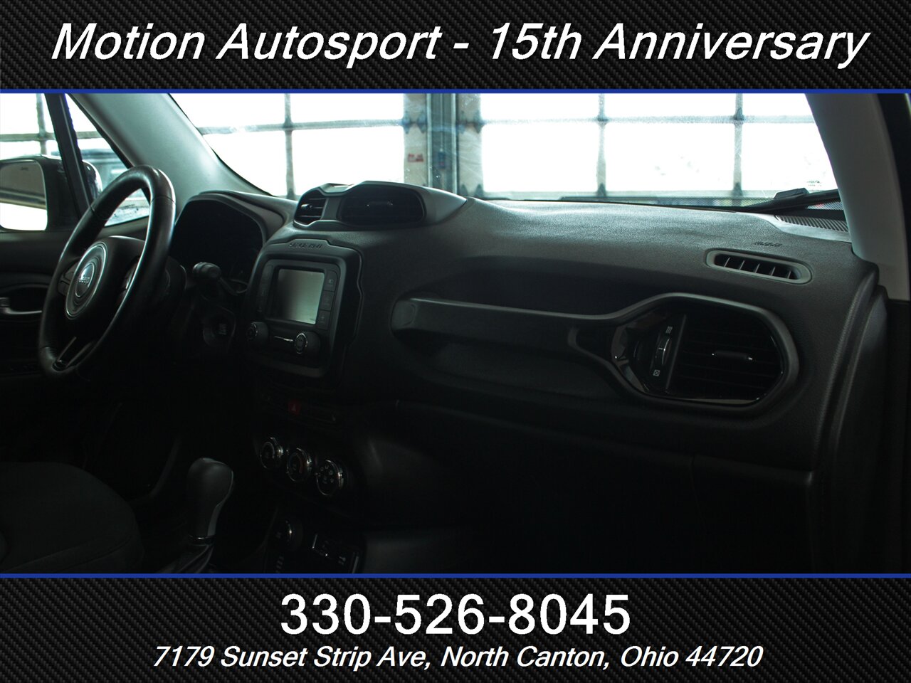 2017 Jeep Renegade Altitude  Moon Roof 4X4 - Photo 25 - North Canton, OH 44720